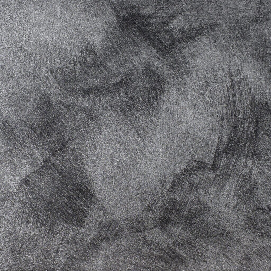 Metallic-Effekt in Silber: COLORIAMO Riflesso Effektlasur Silber, einmal aufgetragen, auf Marmor Streichputz Anthrazit und Tief (CMS11)