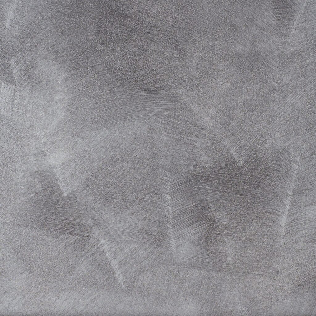 Metallic-Effekt in Stahl: COLORIAMO Riflesso Effektlasur Stahl, einmal aufgetragen, auf Marmor Streichputz Weiß und Rein (CMS1)